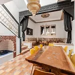 16 Riads